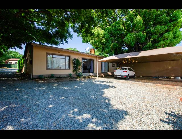 6 BEDROOM FREEHOLD FOR SALE IN HEIDELBERG CENTRAL